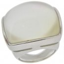Quartz gemstone ring Quartz gemstone ring