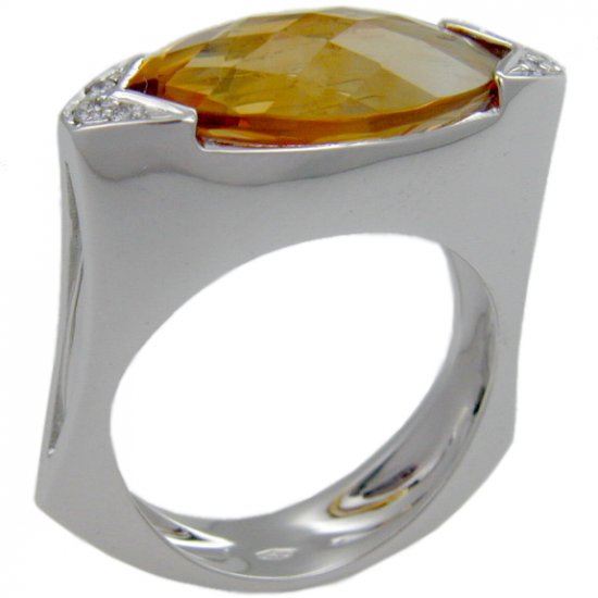 Modern Citrine Dress ring - 18ct White Gold