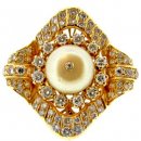 Pearl and diamond ring Pearl and diamond ring