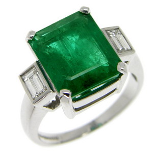 Brazilian Emerald Cut Emerald & Diamond ring. 18ct White Gold. - Click Image to Close