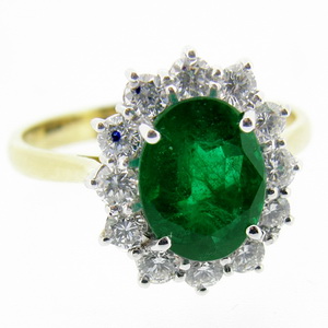 18k gold Columbian Emerald Ring set with Diamonds as a Cluster. - Click Image to Close