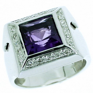 An Amethyst Cocktail ring 18k gold - Click Image to Close