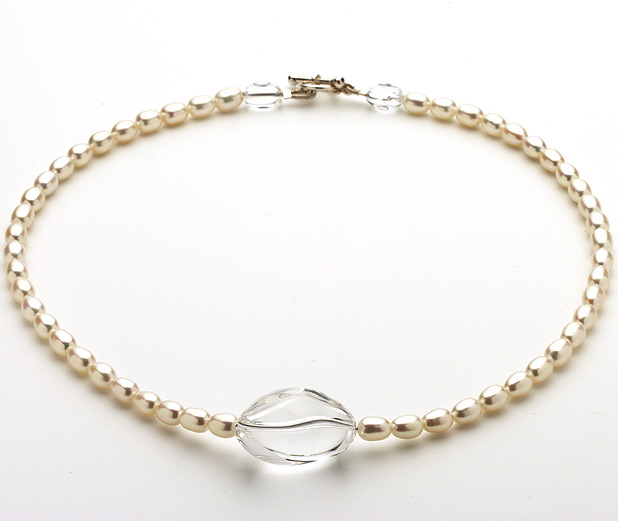 Clear Quartz and Fresh Water Pearl Necklace - Click Image to Close