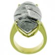 A Chic and Stylish Tourmalated Quartz Ring. Yellow Gold. 18kt.