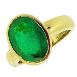 Handmade Emerald Ring. A Stunning Oval Emerald solitaire Ring,